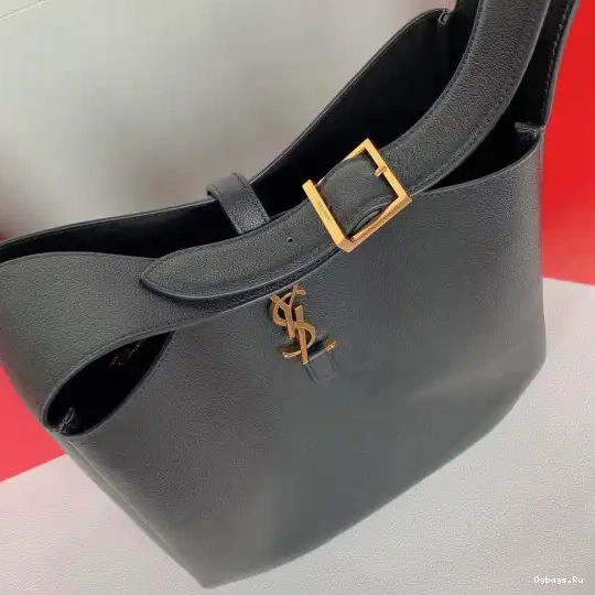 7 30x31x13cm 5 YSL HOBO LE SOFT BAG - LARGE À 0414
